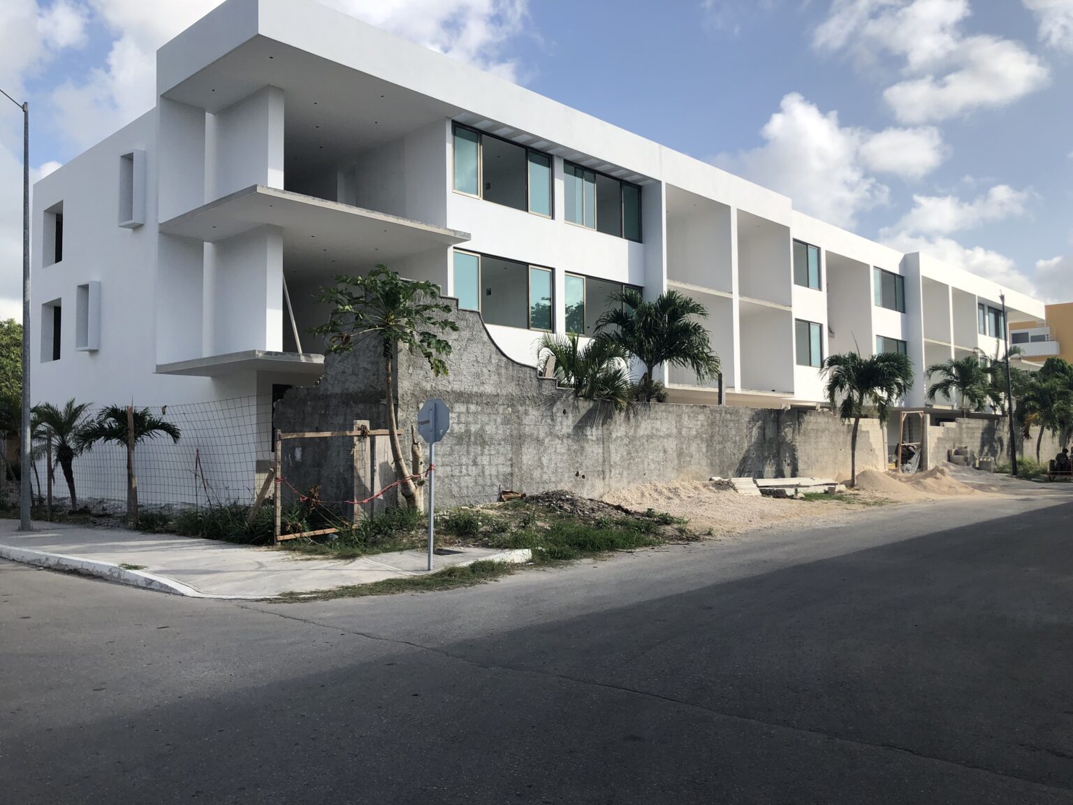 Proyecto de diseño arquitectonico en Playa del Carmen – Apartamentos antara – Arq. Esaú Camelo (13)