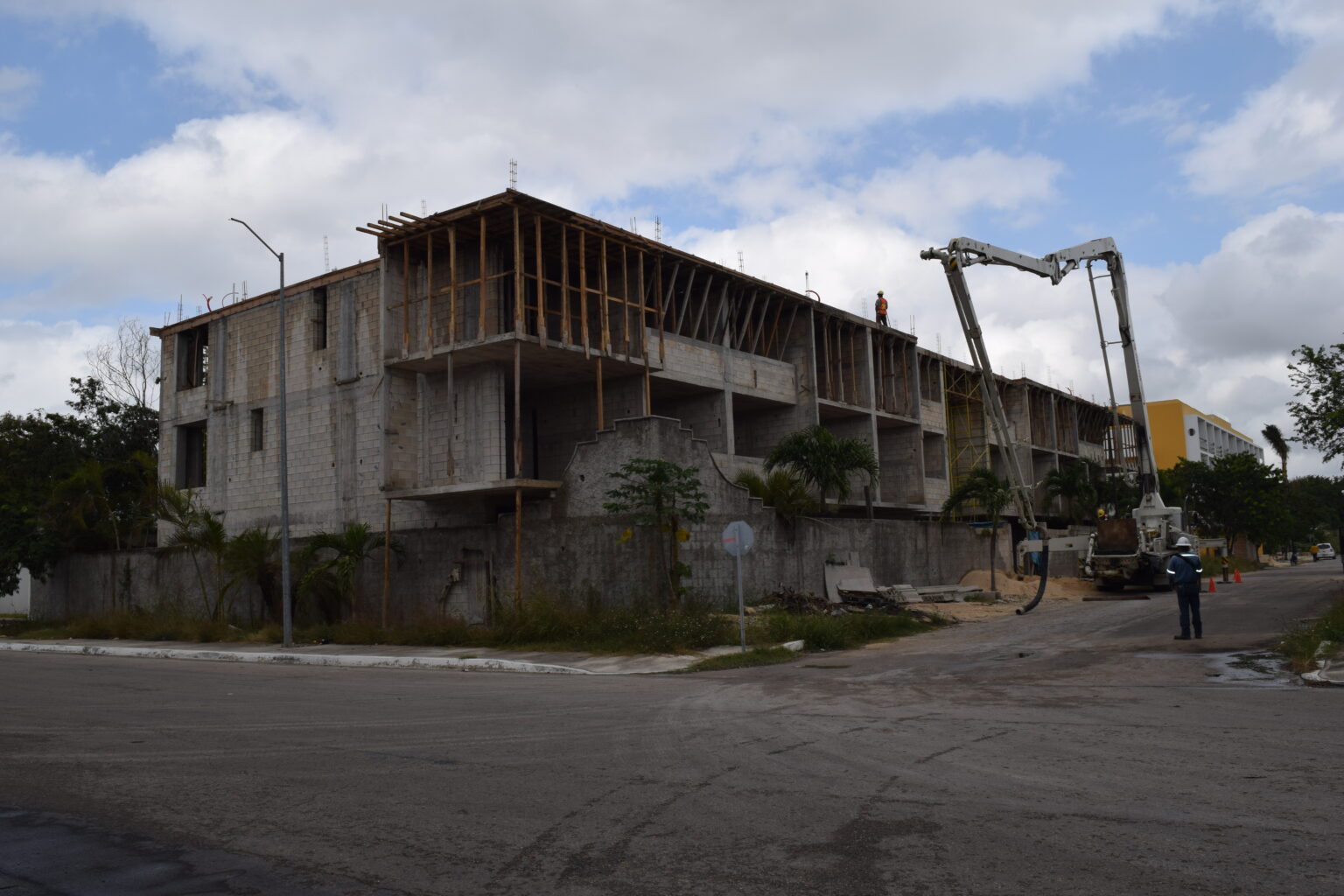 Proyecto de diseño arquitectonico en Playa del Carmen – Apartamentos antara – Arq. Esaú Camelo (2)