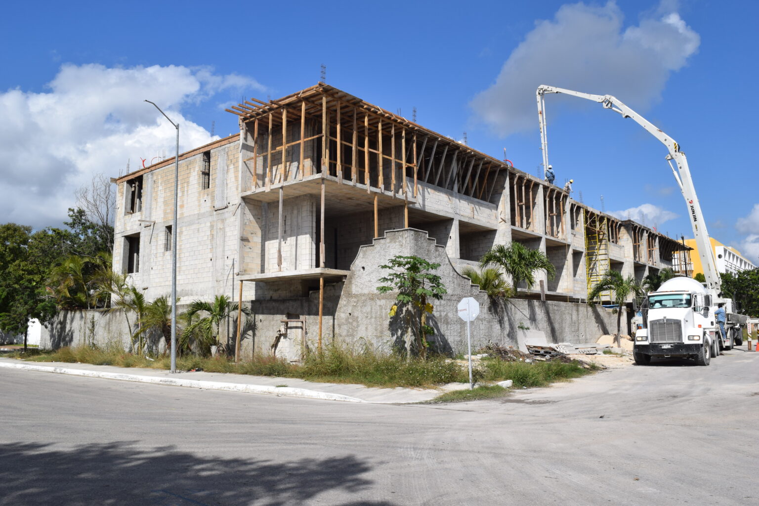 Proyecto de diseño arquitectonico en Playa del Carmen – Apartamentos antara – Arq. Esaú Camelo (4)